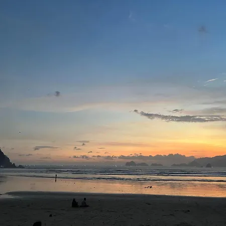 Big Daddy'S Surfcamp Apartment Pasanggaran Exterior photo